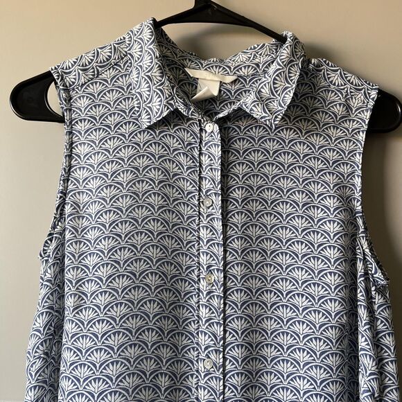 H&M Blouse Women 6 Blue White Sleeveless Button Up Top Geometric Lightweight - Picture 4 of 10